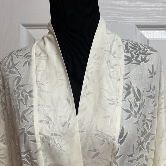 FM Lingerie Robe - Picture 4 of 5